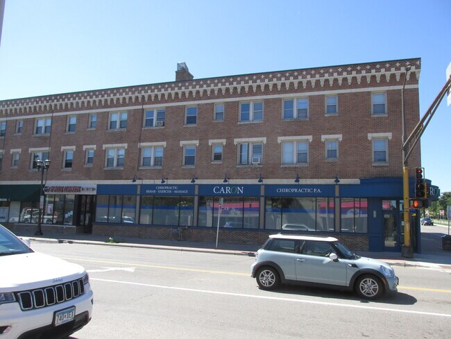 Building Photo - 488 Snelling Ave S