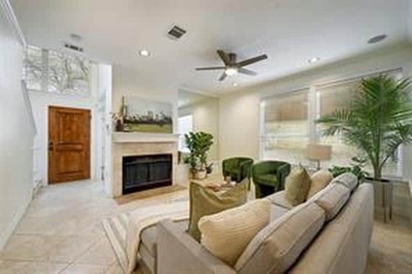 Foto del edificio - 3203 Tom Green St