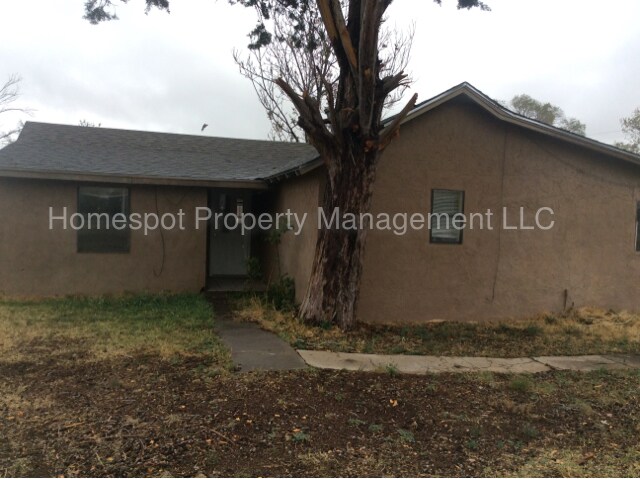 Primary Photo - 1601 Axtell St