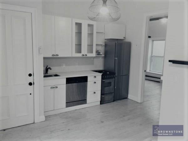 Building Photo - 83 Vanderbilt Ave