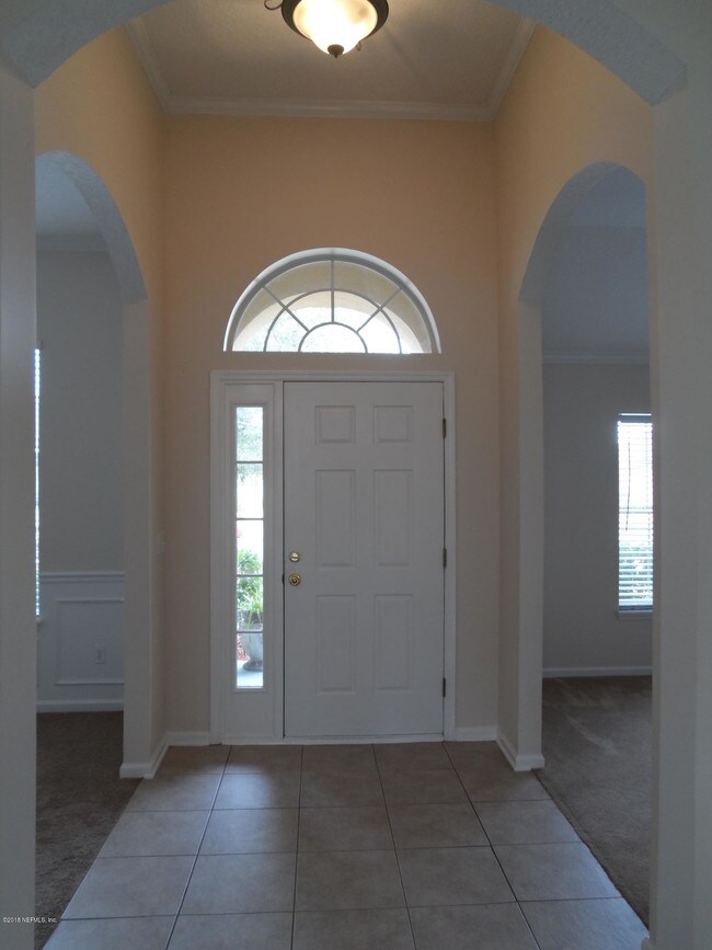 Foto del edificio - 2808 S Portofino Rd