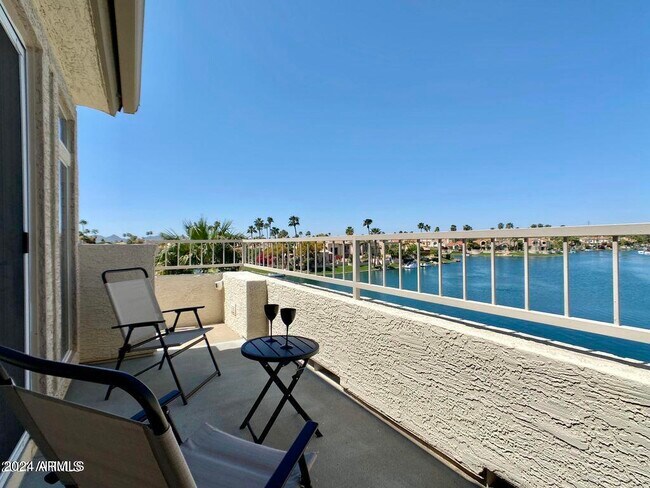 Foto del edificio - 10080 E Mountainview Lake Dr