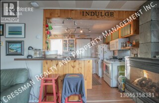 Building Photo - 3 Bedroom 1 Bathroom Full House in Regina Beach