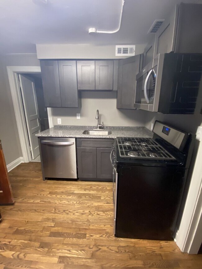 Foto del edificio - 515-517 W 14th