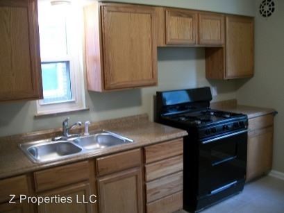 Building Photo - 2507 Saint Albans Ave