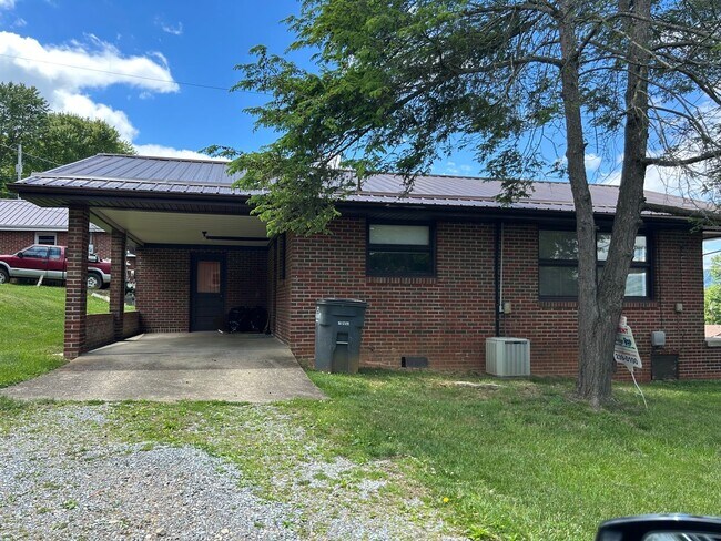 Foto del edificio - 2 Bedroom / 1 Bath  Home Kingsport, TN