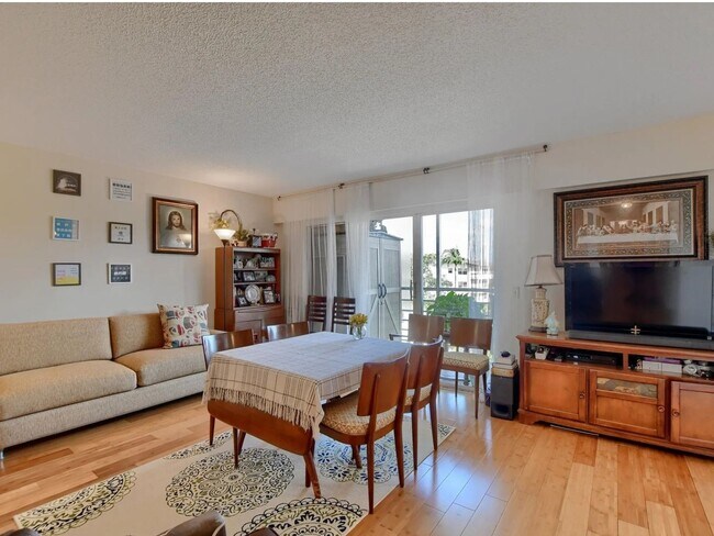 Foto del edificio - 1 Bedroom Condo in Boca Raton             ...