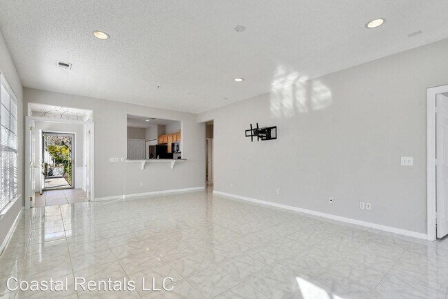 Building Photo - 3 br, 2 bath House - 39 Golden Eagle Drive