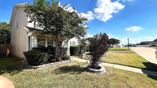 Building Photo - 20729 Patriot Park Ln