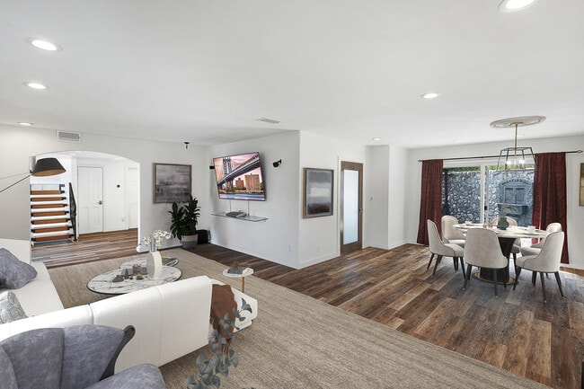 Building Photo - 11436 Dona Evita Dr