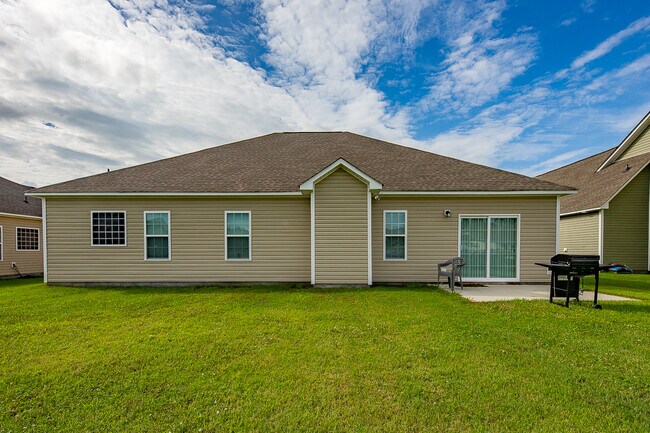 Building Photo - 2807 Bettye Gresham Ln