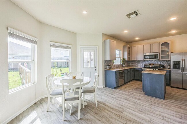 Building Photo - 14807 Liberty Stone Ln