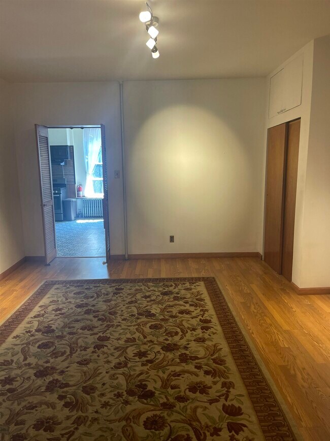 Foto del edificio - 582 Jersey Ave