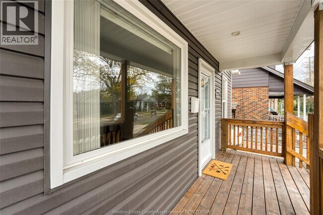 Building Photo - 2226 Mercer St