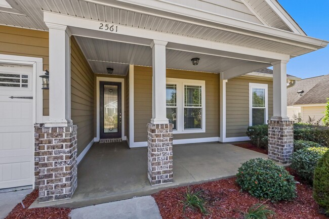 Foto del edificio - 2561 Lantana Ln