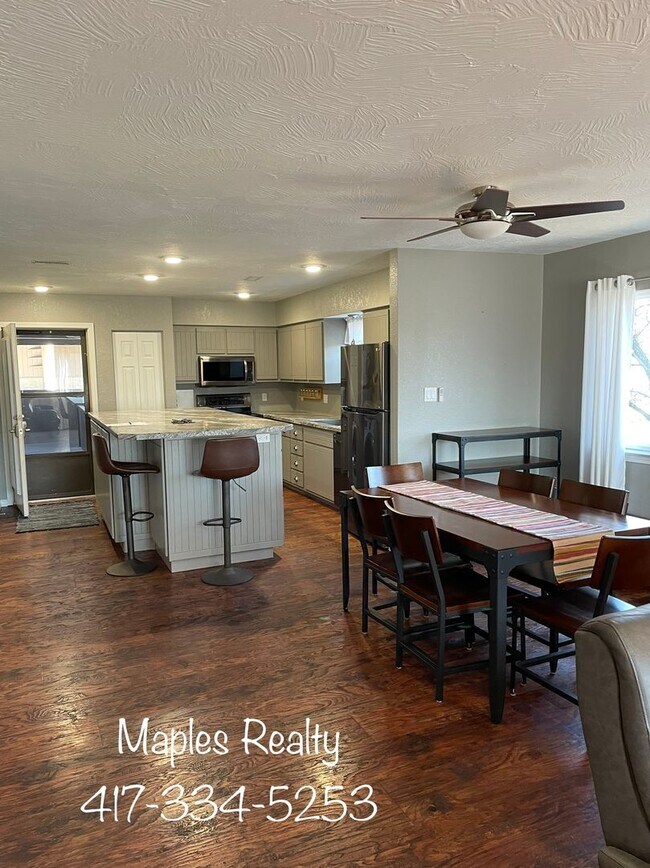 Foto del edificio - Stunning 2 bedroom, 2 bathroom condo for rent in downtown, Branson MO