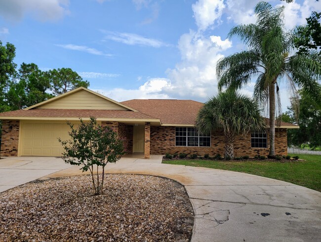 Building Photo - 1320 Sonnet Ct