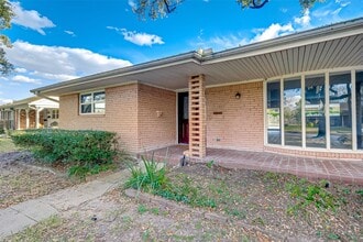 Building Photo - 5007 Cheena Dr