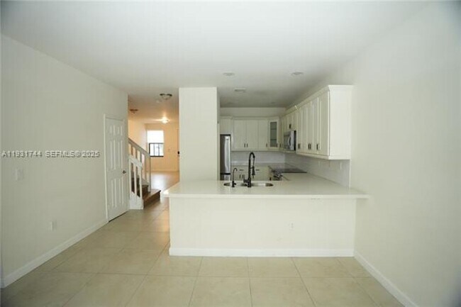 Foto del edificio - 10436 NW 61 Ln.