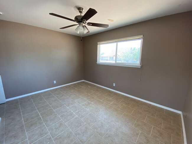 Building Photo - 9608 Stonehaven Dr