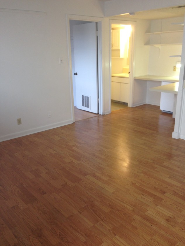 Primary Photo - 2812 Nueces St