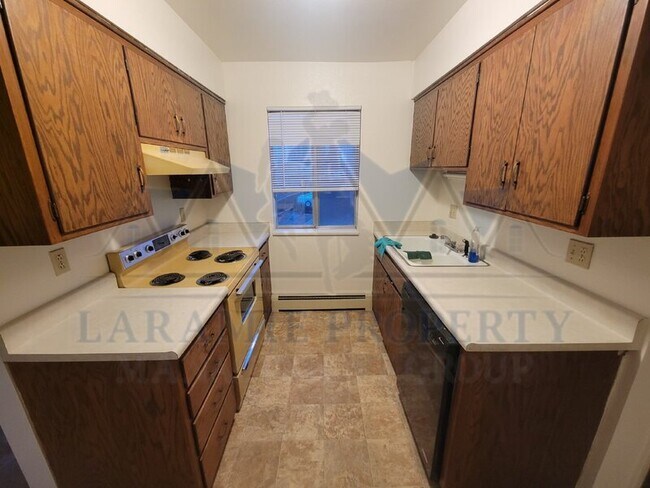 Foto del edificio - 708 Downey St