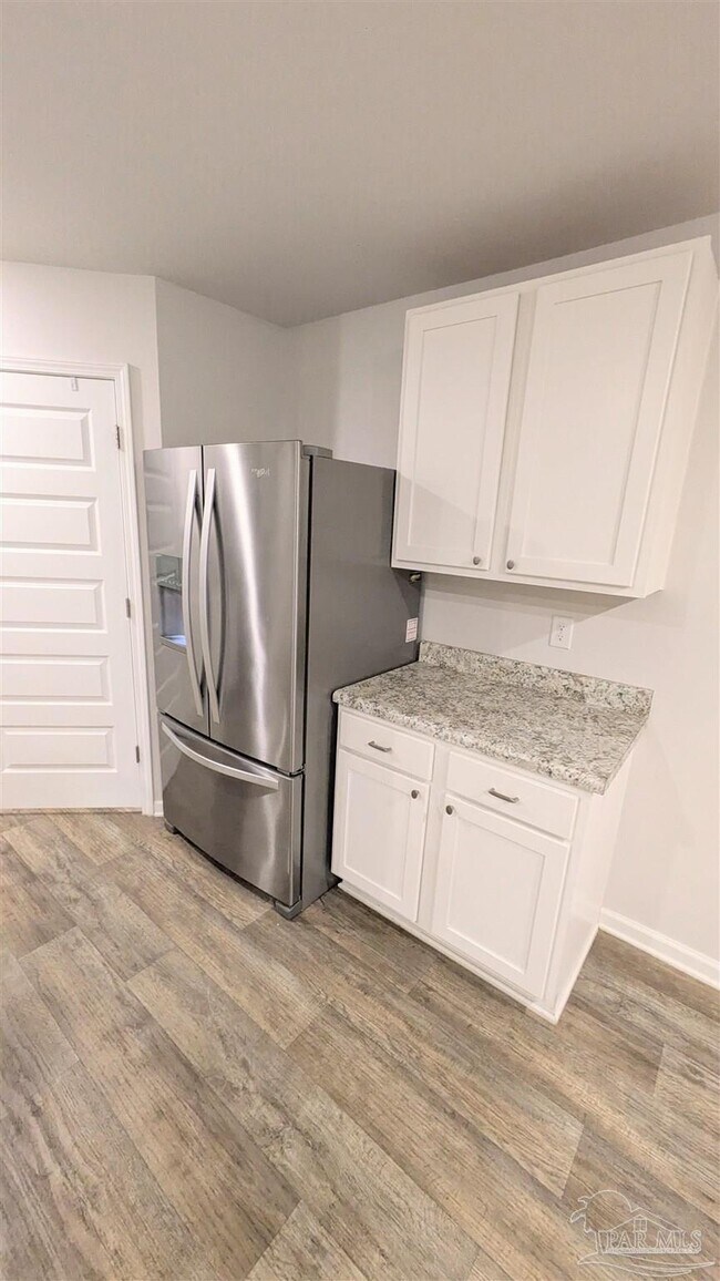 Building Photo - 10557 Queens Gate Cir