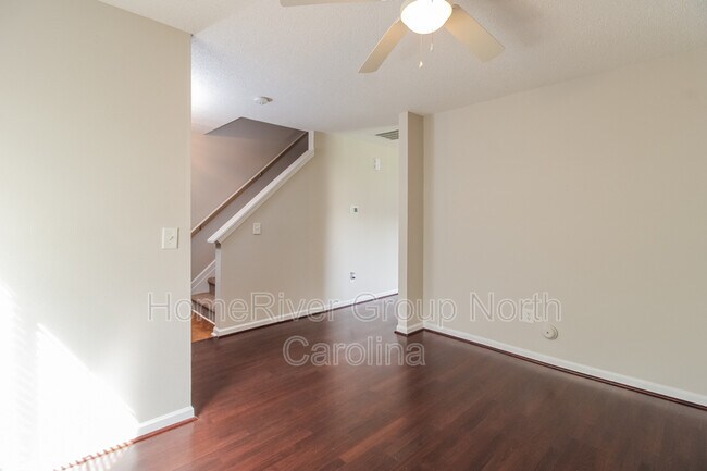 Building Photo - 5702 Waterpoint Dr