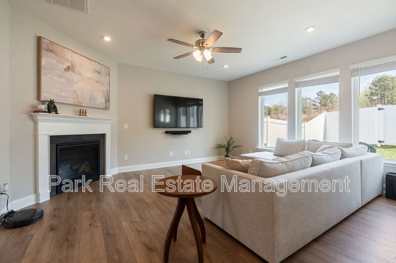 Photo - 69 Balfour Run