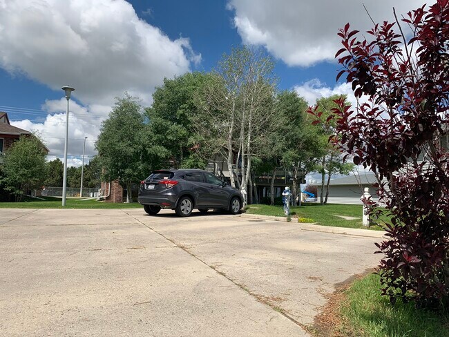 Foto del edificio - 1604 Sand Ct