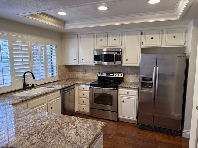 Photo - Elegant 3 Bedroom 2.5 Bath Townhome in the...