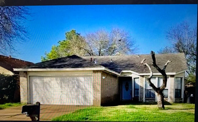 Photo - 13246 Sharpbill Dr House