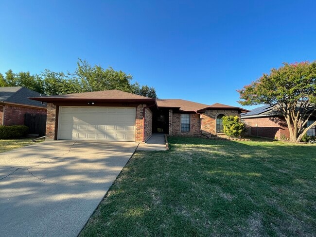 Building Photo - 6349 Hunters Glen Dr
