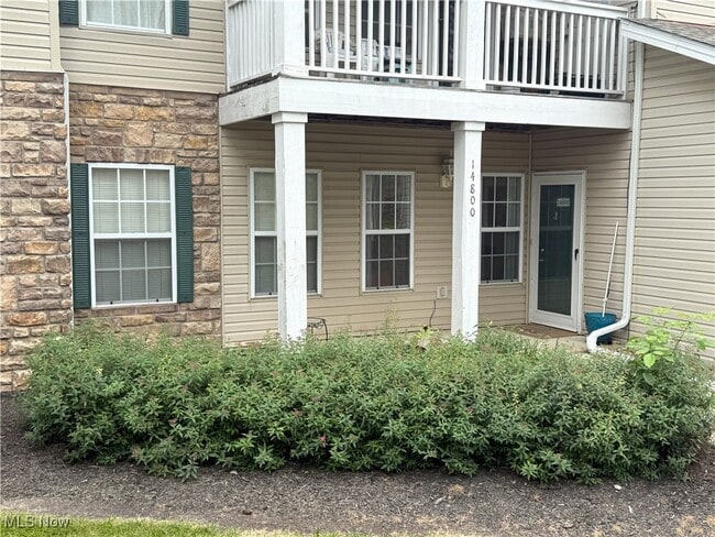 Building Photo - 14800 Lenox Dr