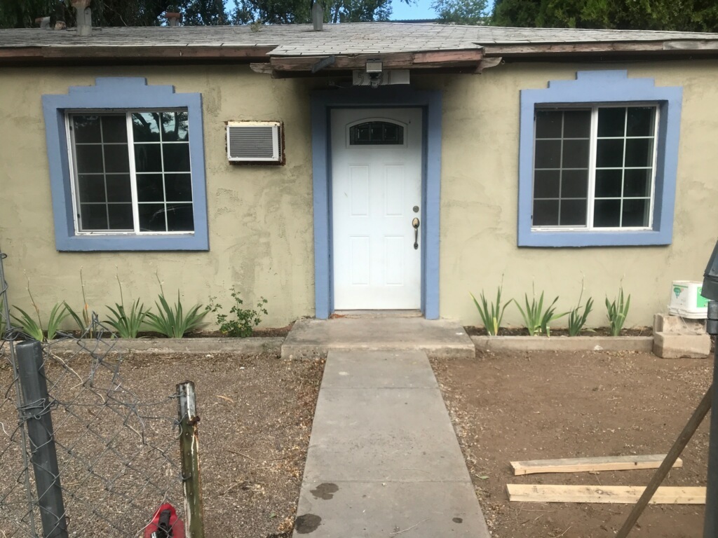 The Southside apartment in the duplex. - 5933 Pryor Ln