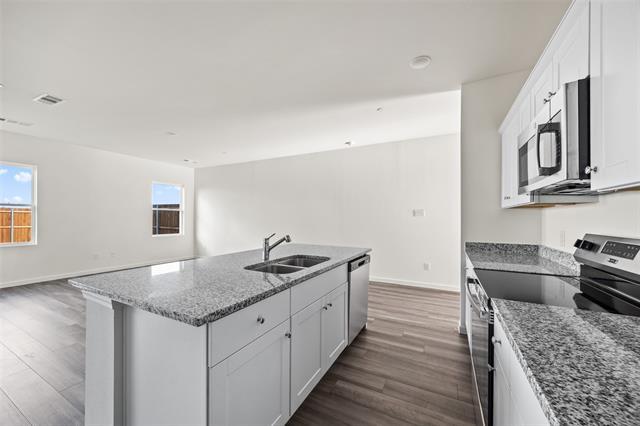 Building Photo - 1408 Lake Alpine Trl