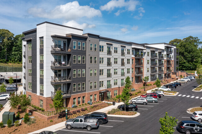 Building Photo - Skye Suwanee Town Center