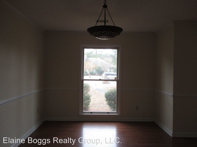 Building Photo - 4 br, 2 bath House - 235 Cherokee Trail