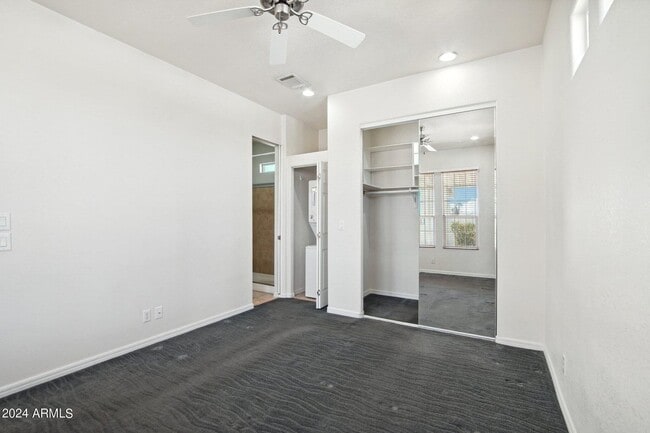 Building Photo - 7300 N 51st Ave