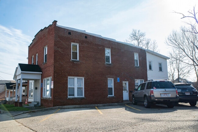 Building Photo - 35 E Carpenter St