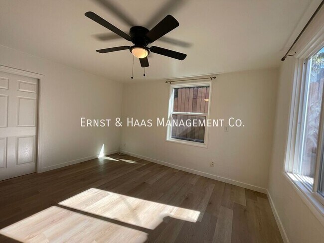 Building Photo - 743 1/2 W. 4th St.-