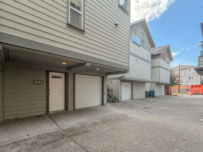 Building Photo - 2652 NW 56th St