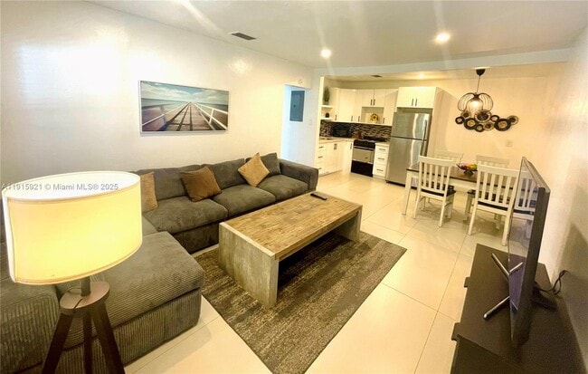 Foto del edificio - 1211 NE 15th Ave