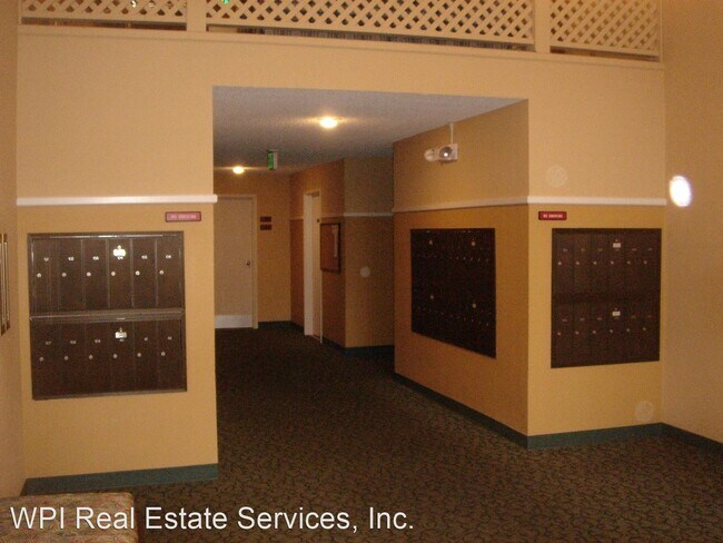 2 br, 1.5 bath House - 13717 Linden Ave. N... photo'