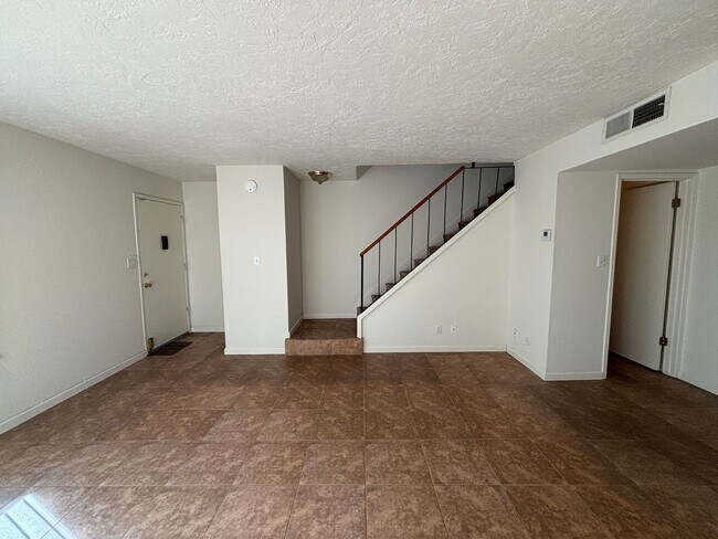 Foto del edificio - 5164 E Ashlan Ave