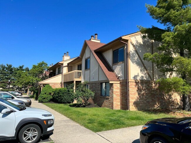 Foto del edificio - 2271 Hedgerow Road