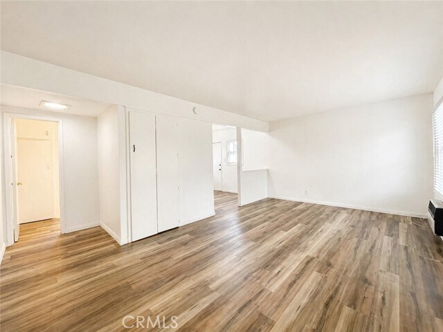 Foto del edificio - 116 W 3rd St