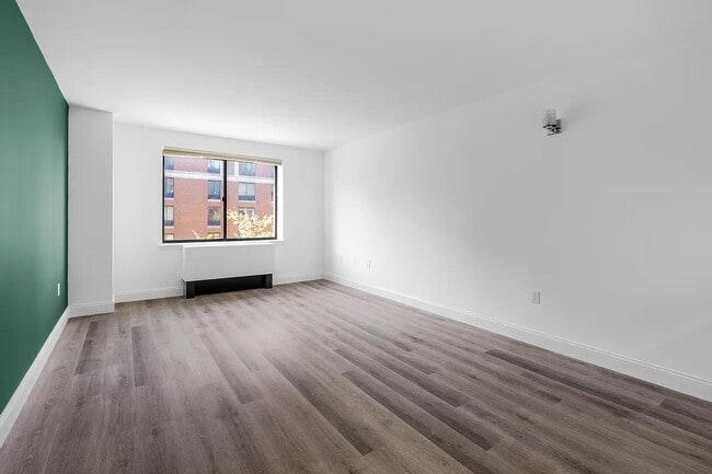 Photo - 280 Rector Pl Apartment