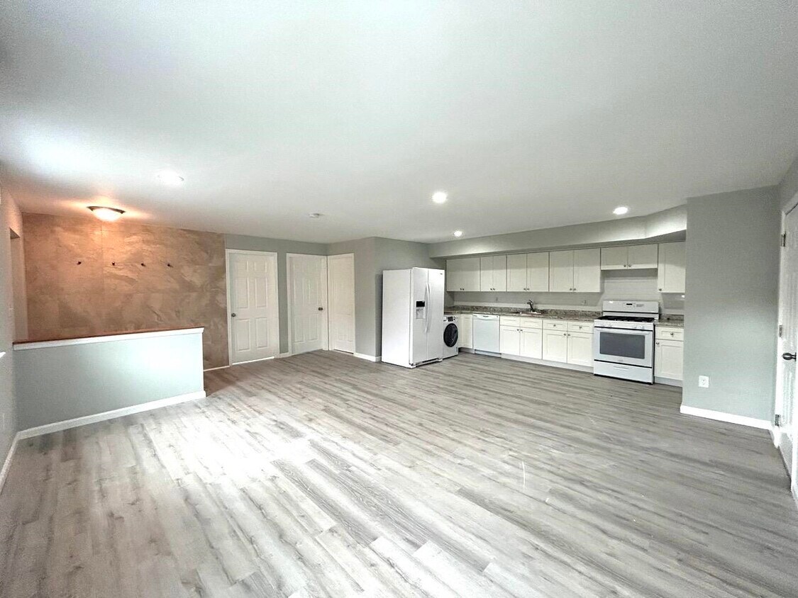 Primary Photo - 184 Jersey Ave