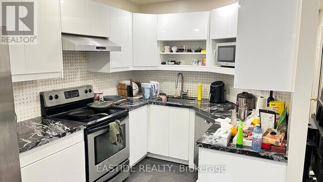 Photo du bâtiment - 151 Townsgate Dr